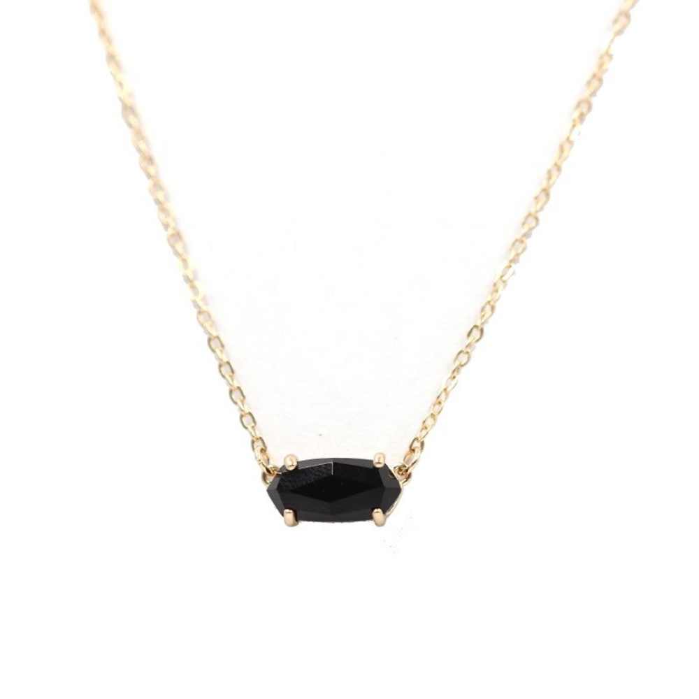 Black Pendant Kendra Scott necklace